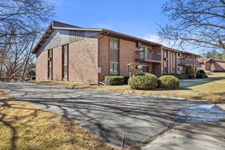 1250 Wisconsin STREET #206B, Lake Geneva, WI 53147