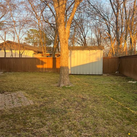 2521 Broadview Street, Greenville, TX 75402