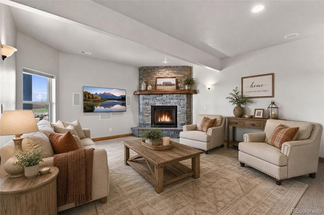 5735 Windridge Point, Colorado Springs, CO 80908