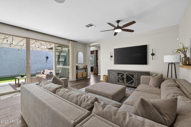 4126 E JONES Street, Gilbert, AZ 85295