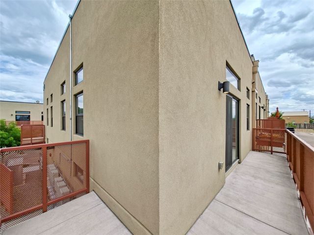 1108 Paseo Corazon 10, Santa Fe, NM 87507