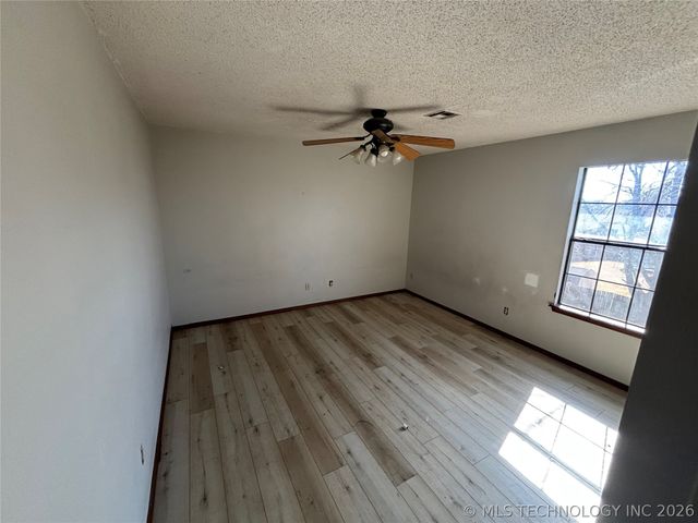 1701 W Inglewood Street, Broken Arrow, OK 74011