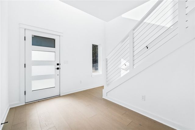 123 S Paddock Loop, Fayetteville, AR 72701