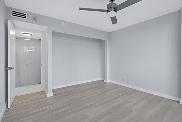 525 N OCEAN Boulevard 422, Pompano Beach, FL 33062