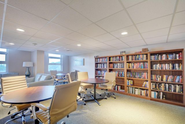 525 N OCEAN Boulevard 422, Pompano Beach, FL 33062