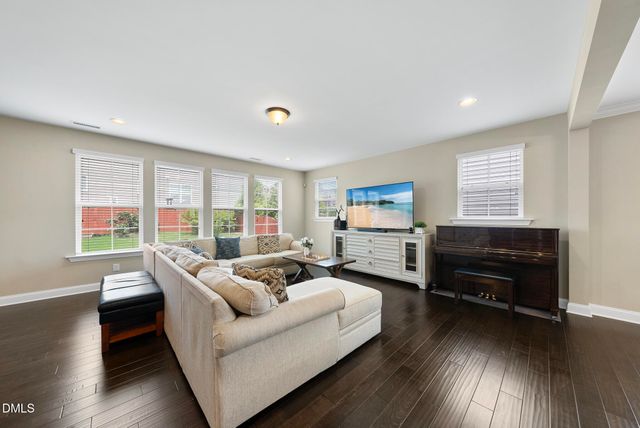 2430 Braxton Wood Lane, Apex, NC 27523