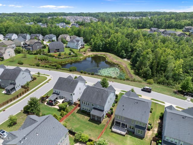2430 Braxton Wood Lane, Apex, NC 27523