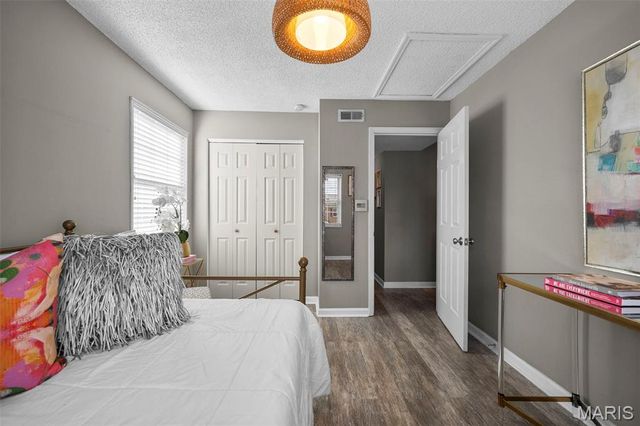 1513 Swallow Drive, St Louis, MO 63144