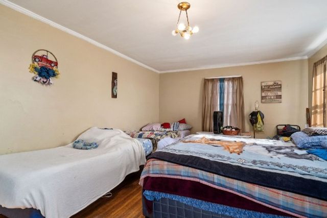 2751 Evins Mill Rd, Smithville, TN 37166