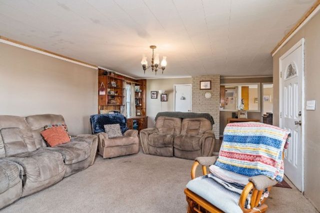 2751 Evins Mill Rd, Smithville, TN 37166