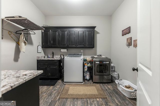 223 Yale Circle, Bonaire, GA 31005