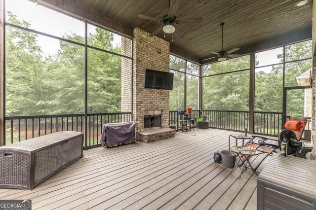 223 Yale Circle, Bonaire, GA 31005