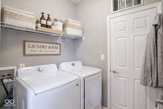 1626 Lacebark Drive A, Greenwood, IN 46143