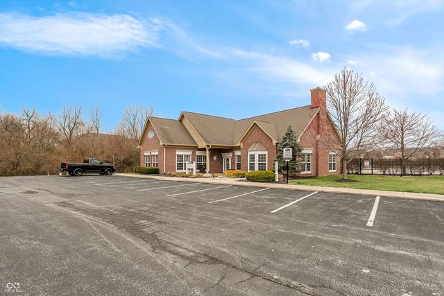 1626 Lacebark Drive A, Greenwood, IN 46143