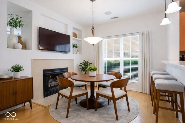 1626 Lacebark Drive A, Greenwood, IN 46143