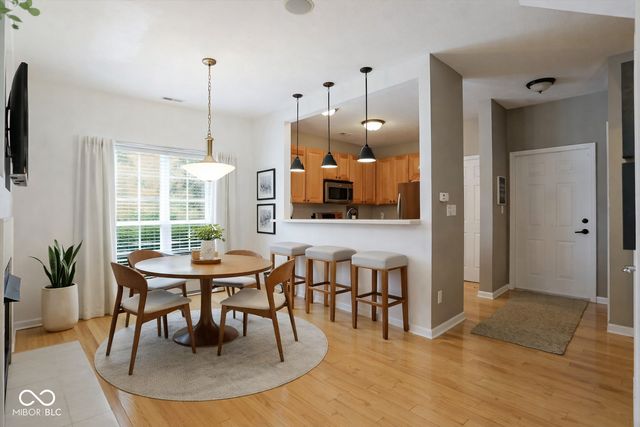 1626 Lacebark Drive A, Greenwood, IN 46143