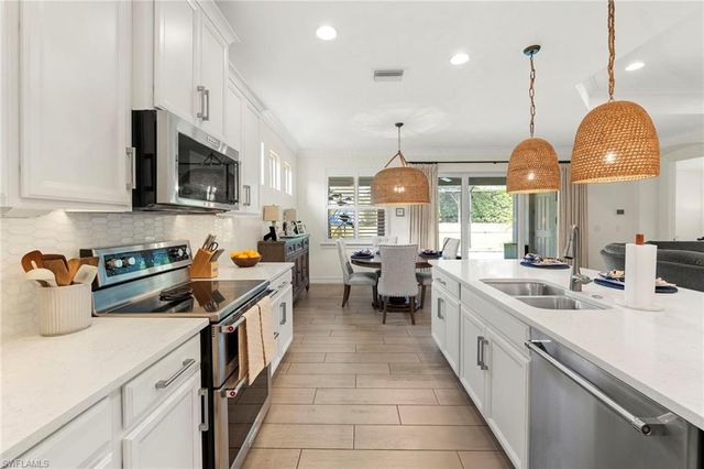 14544 Stern WAY, Naples, FL 34114