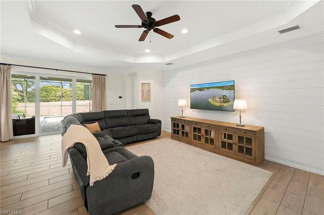14544 Stern WAY, Naples, FL 34114
