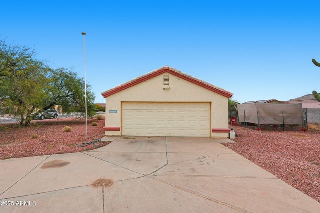 9561 W HARTIGAN Lane, Arizona City, AZ 85123