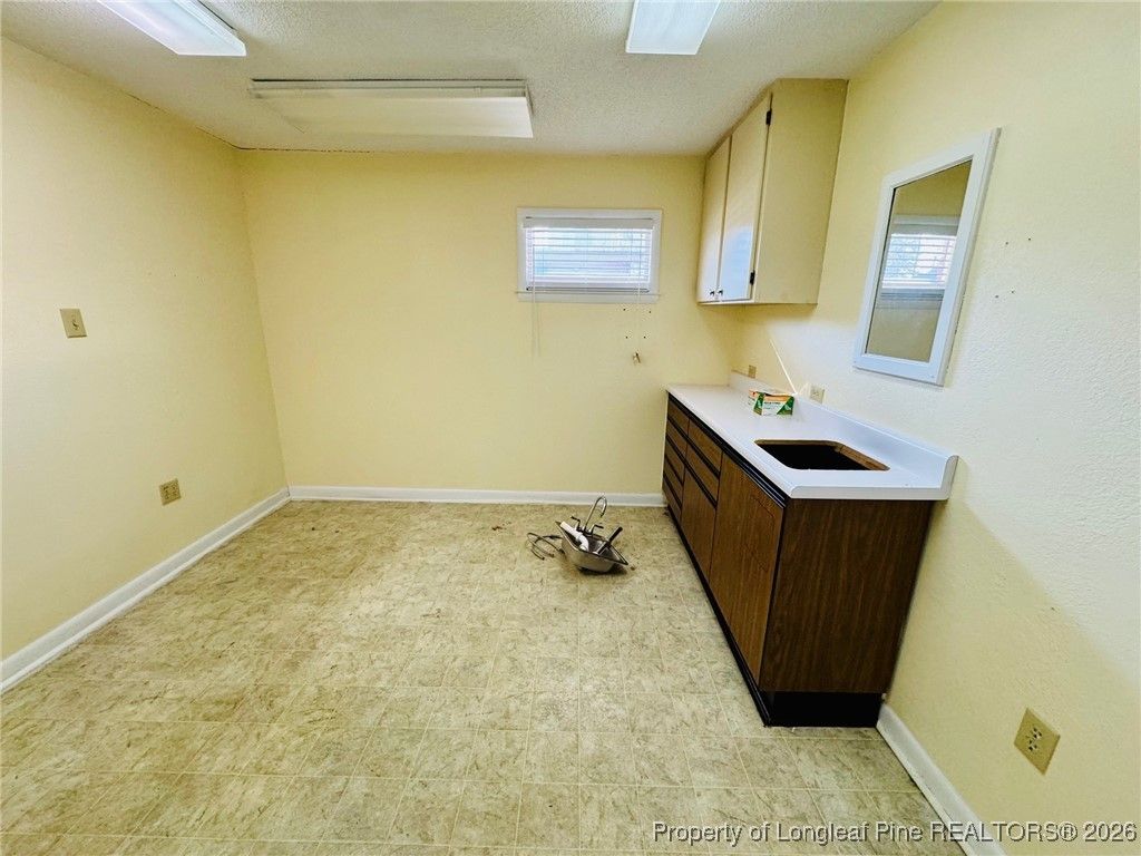 102 W 27th Street, Lumberton, NC 28358 — photo 20