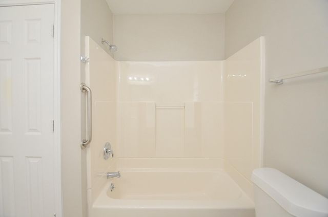 10403 Royal Oaks Drive, Houston, TX 77016