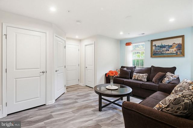 10101 CAMPBELL BLVD, Middle River, MD 21220