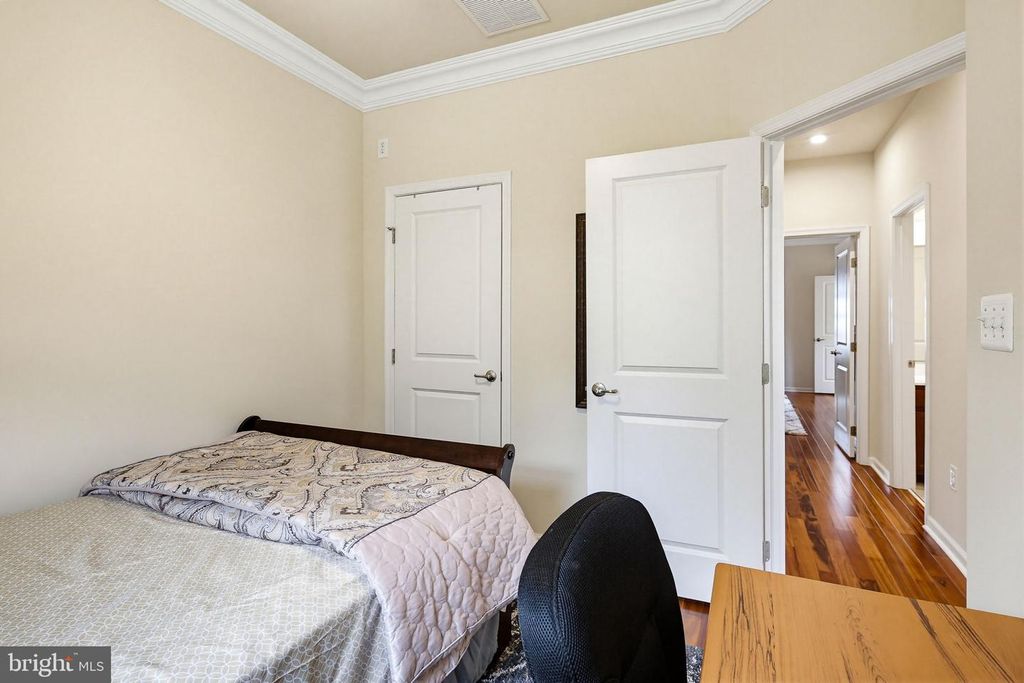Image 29 of property listing at 10101 CAMPBELL BLVD, Middle River, MD 21220