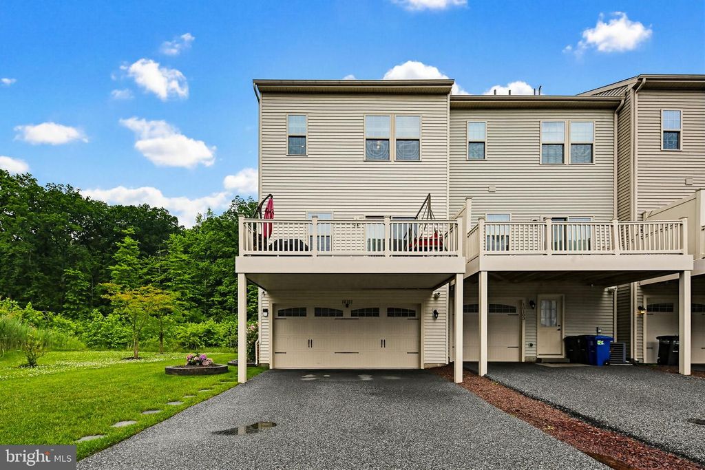 Image 31 of property listing at 10101 CAMPBELL BLVD, Middle River, MD 21220