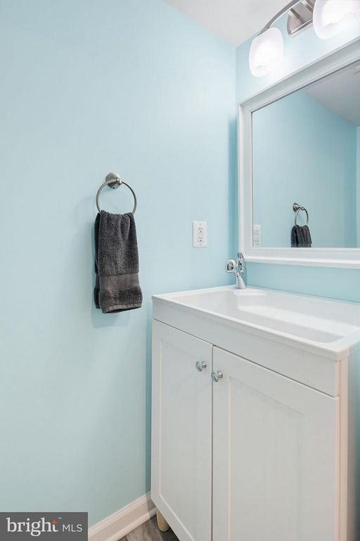 Image 6 of property listing at 10101 CAMPBELL BLVD, Middle River, MD 21220