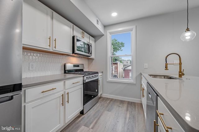 3615 MELON ST, Philadelphia, PA 19104