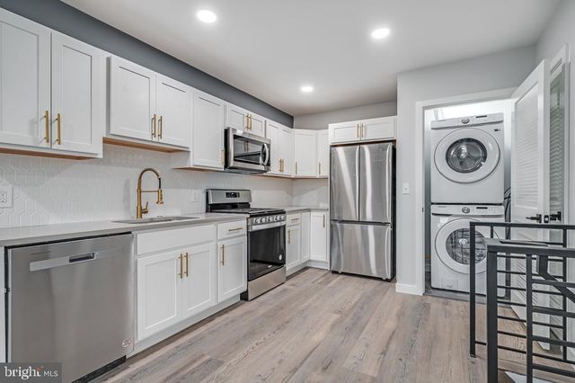 3615 MELON ST, Philadelphia, PA 19104