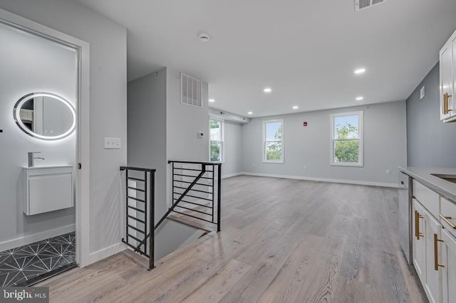 3615 MELON ST, Philadelphia, PA 19104