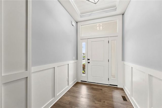 17742 S Myrna Drive, Olathe, KS 66062