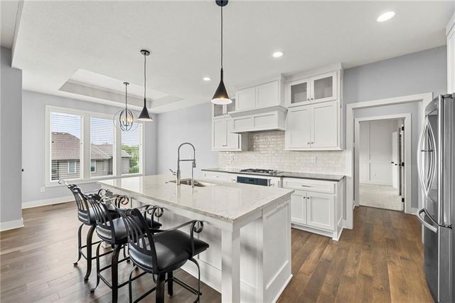 17742 S Myrna Drive, Olathe, KS 66062