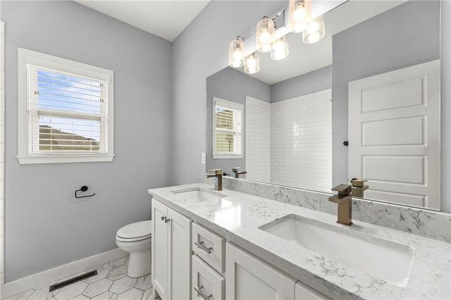 17742 S Myrna Drive, Olathe, KS 66062