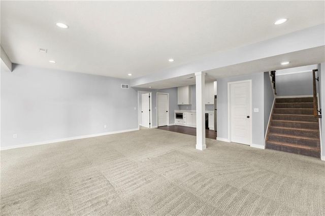 17742 S Myrna Drive, Olathe, KS 66062