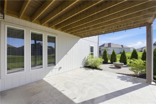 17742 S Myrna Drive, Olathe, KS 66062