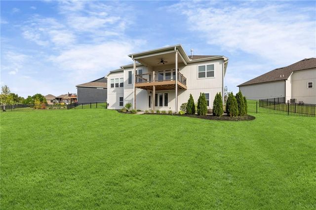 17742 S Myrna Drive, Olathe, KS 66062