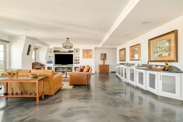 975 N Lincoln Street 14D, Denver, CO 80203