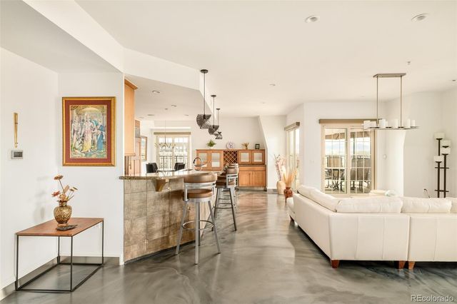 975 N Lincoln Street 14D, Denver, CO 80203