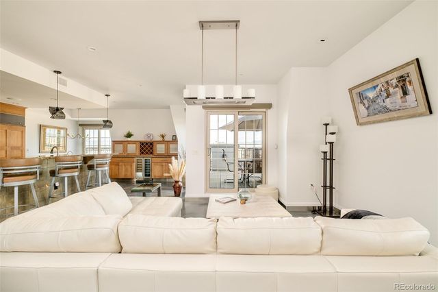 975 N Lincoln Street 14D, Denver, CO 80203