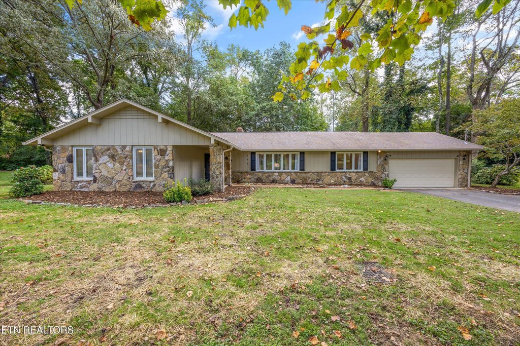 315 Chowning Drive, Knoxville, TN 37934