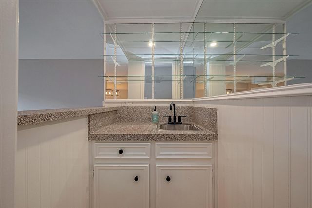 14736 Perthshire Road F, Houston, TX 77079