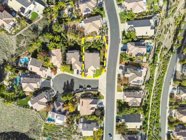 1 Corte Rossa, Lake Elsinore, CA 92532