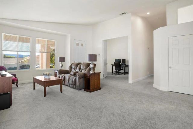 1 Corte Rossa, Lake Elsinore, CA 92532