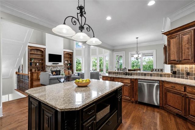 7405 Crestline Drive, Dawsonville, GA 30534