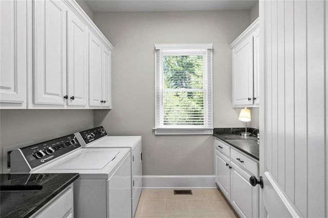 7405 Crestline Drive, Dawsonville, GA 30534