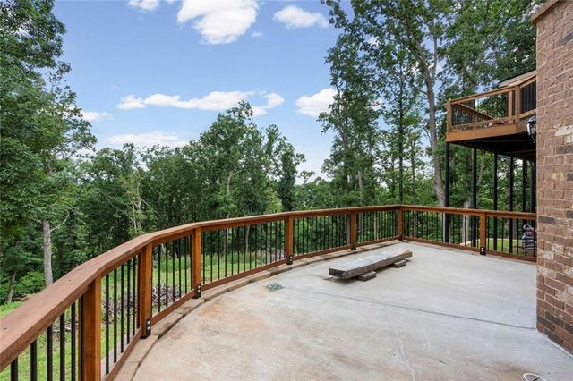 7405 Crestline Drive, Dawsonville, GA 30534