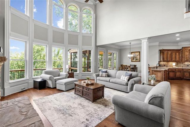 7405 Crestline Drive, Dawsonville, GA 30534