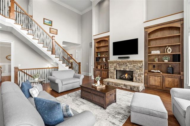 7405 Crestline Drive, Dawsonville, GA 30534
